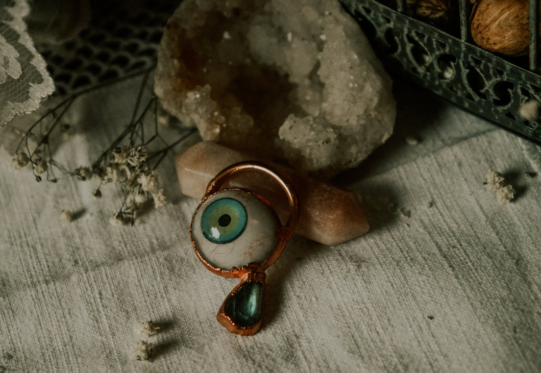 'CryBaby' Glass eye w/ Labradorite Electroformed Pendant