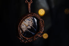 Load image into Gallery viewer, Palm Root Copper Wire Wrap
