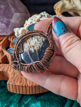 Load image into Gallery viewer, Palm Root Copper Wire Wrap
