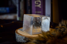 Load image into Gallery viewer, Clear Optical Calcite
